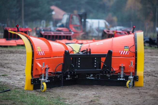 Profesjonalny pług śnieżny strzałkowy - drogowy - model2