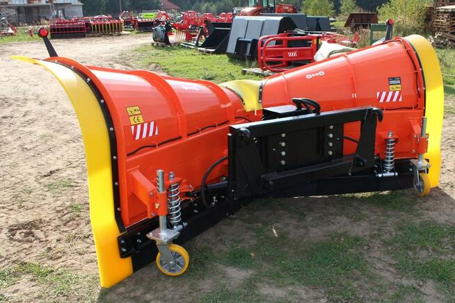 Profesjonalny pług śnieżny strzałkowy - drogowy - model2