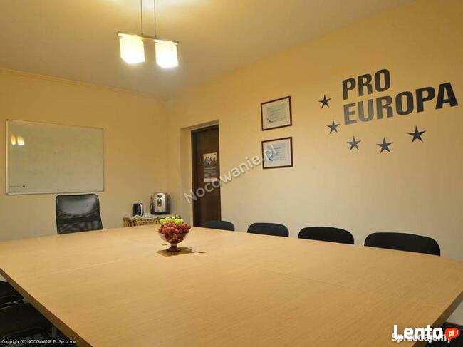 Wynajmę BIURO i Sale szkoleniowe - Tomaszów Maz Parking