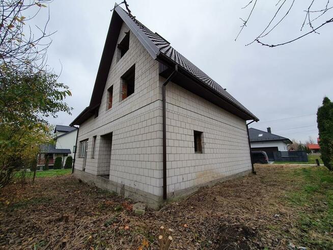 Dom wolnostojący 147 m2 działka 815 m do aranżacji - Osieck