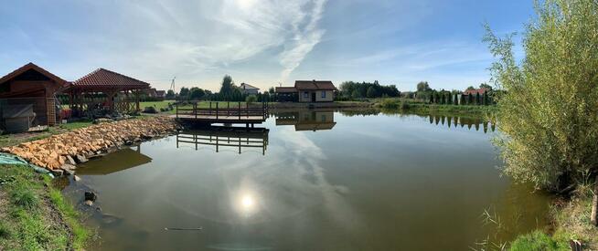 Kopalnia piaskowca kamienia kamień ogrodowy na skarpy staw