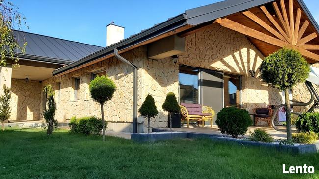 Rustykalne elewacje z kamienia