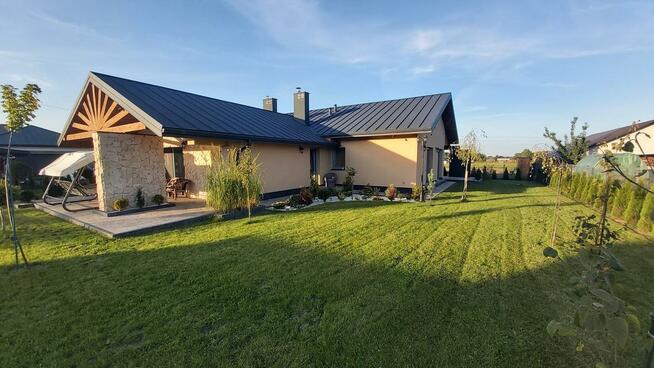 Rustykalne elewacje z kamienia