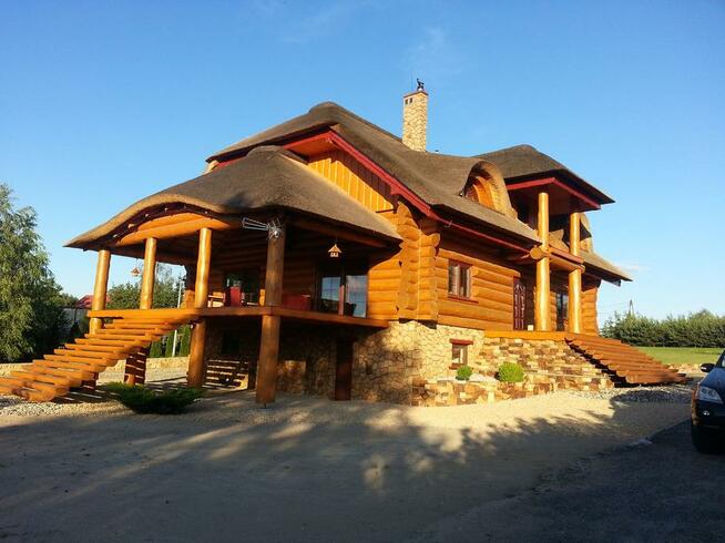 Rustykalne elewacje z kamienia