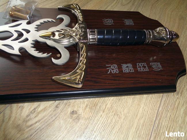 Demoniczny miecz fantazy