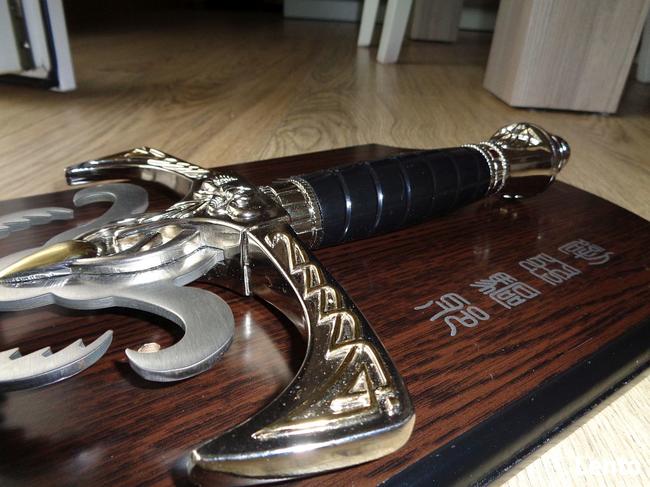 Demoniczny miecz fantazy