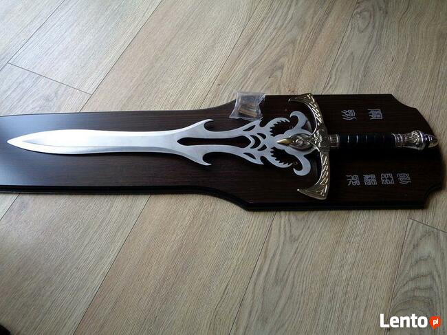 Demoniczny miecz fantazy