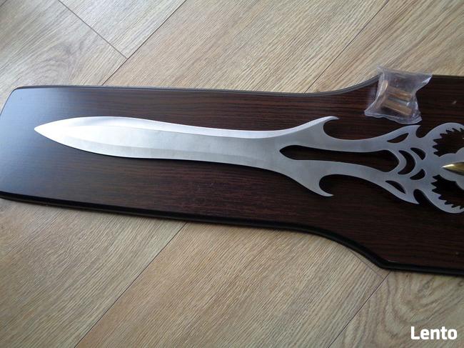 Demoniczny miecz fantazy