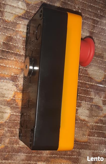 Sterownik silnika 3 fazowego, zgarniacz obornika pilot