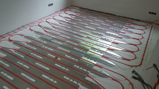 Usługi hydrauliczne, Roboty ziemne, Przyłącza gazowe i wodocią