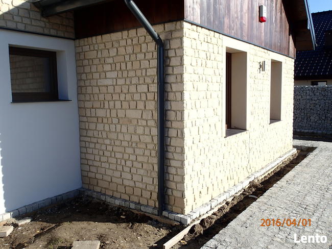 Biała stara cegła piaskowiec