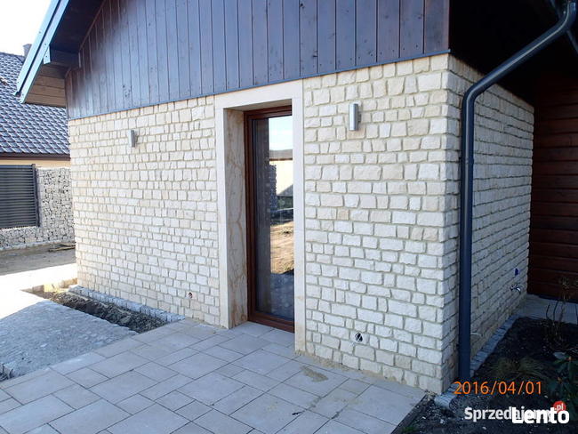 Biała stara cegła piaskowiec