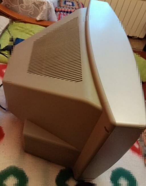 SPRZEDAM Telewizor BELSTAR modela 2597 TSN