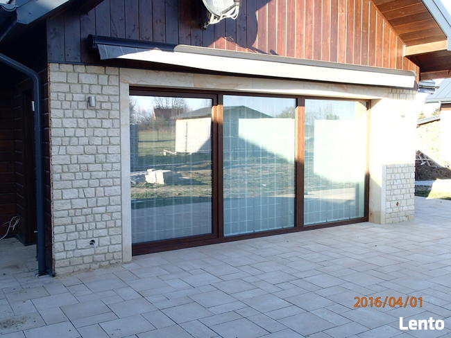 Biała stara cegła piaskowiec