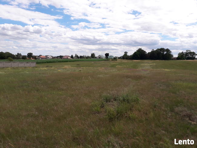 Sprzedam działkę budowlaną w Żakowie - ostatnia działka!!!