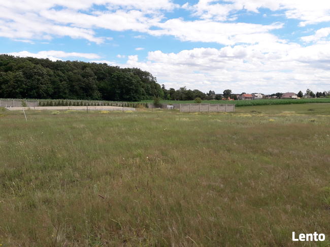 Sprzedam działkę budowlaną w Żakowie - ostatnia działka!!!