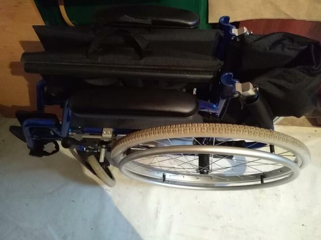 lekki aluminiowy wozek inwalidzki