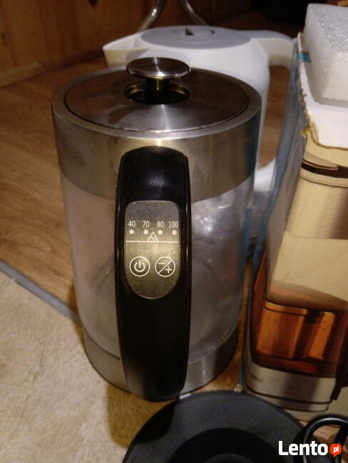 Czajnik bezprzewodowy podświetlany zaparzacz regulacja temp