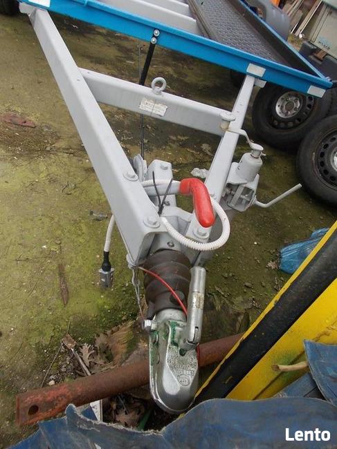 Lawetę fabryczną zarejestrowana jako ( SAM )