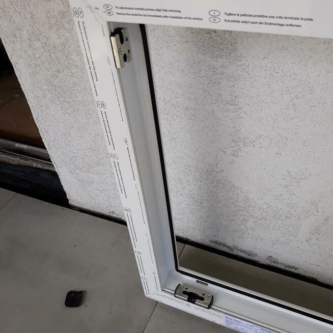OkNo PCV Nowe od producenta ( 70 x 70-RU )