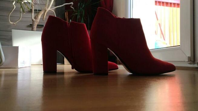 Czerwone botki 38