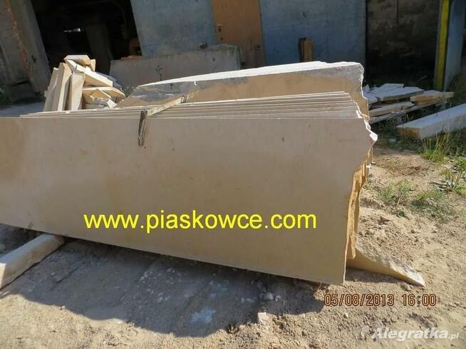 Płyty z piaskowca fasadowe szlifowane z kamienia