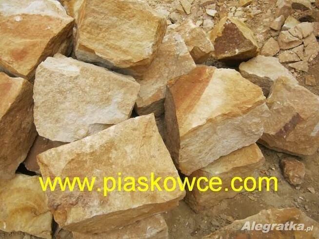 Kamień piaskowiec ogrodowy budowlany murowy łupek
