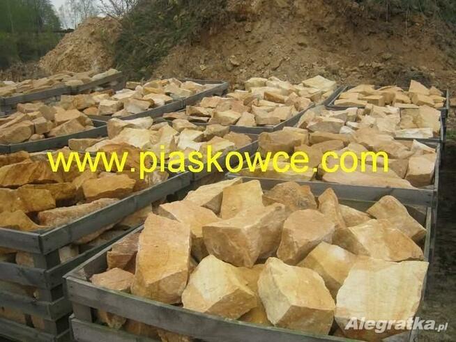 Kamień piaskowiec ogrodowy budowlany murowy łupek