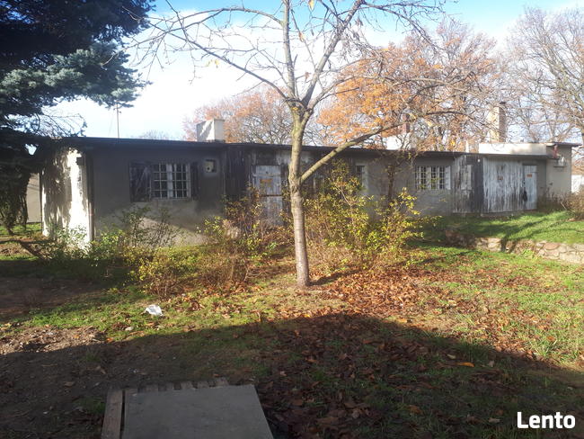 Hala ,pomieszczenia magazynowe barak biurowy łącznie 660 m 2