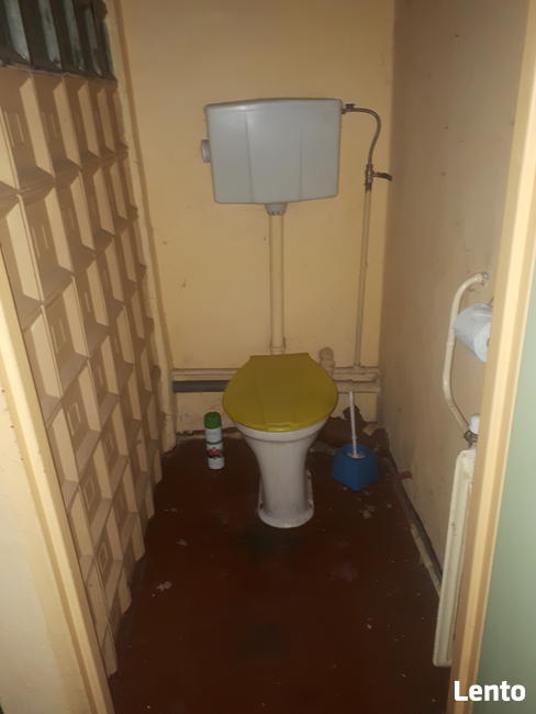 Hala ,pomieszczenia magazynowe barak biurowy łącznie 660 m 2