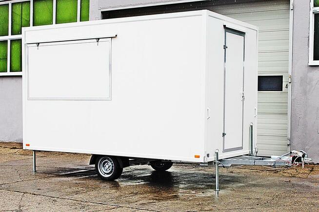 4 m przyczepa gastronomiczna food truck nowa