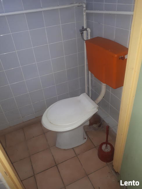 Hala ,pomieszczenia magazynowe barak biurowy łącznie 660 m 2