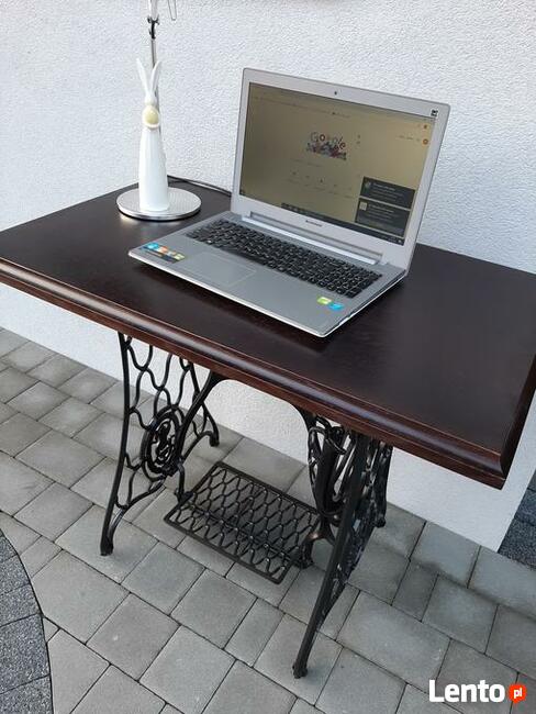 Maszyno Stolik Singer