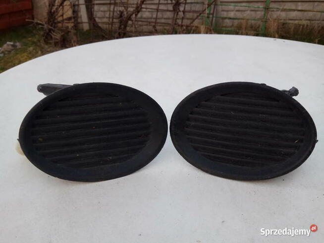 ZAŚLEPKI HALOGENÓW TOYOTA AVENSIS VERSO