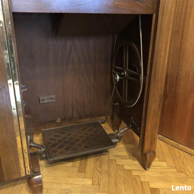 Maszyna do szycia PFAFF 30 orzech antyk drewniana unikat