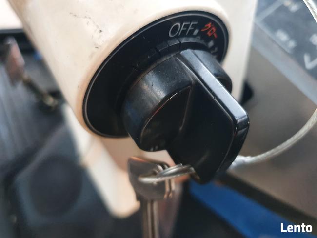 Mini Traktorek wolnobieżny 14KM ISEKI TU140F kabina TUZ pług