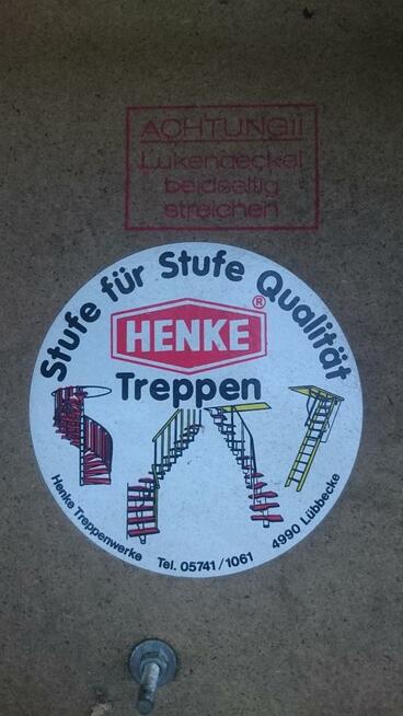 schody strychowe wypuszczane z sufitu drewno