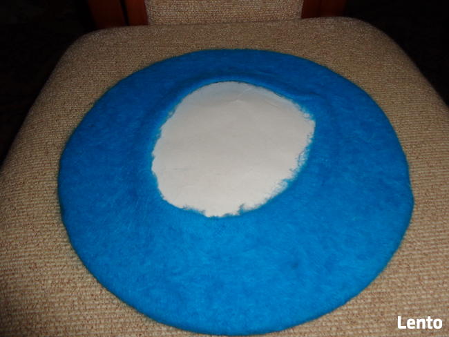 Beret z angory nowy , kolory