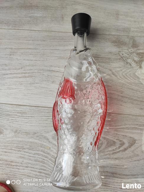 Szklana butelka rybka