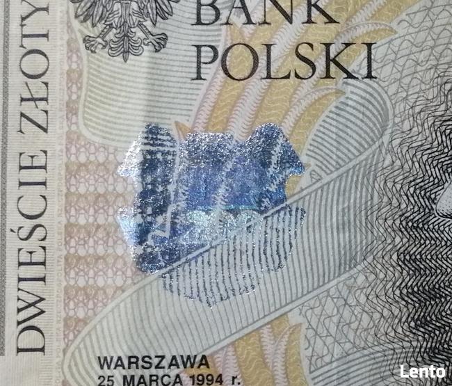 Banknoty 200zl z 1994r Destrukt hologramu/Przesunięcie druku