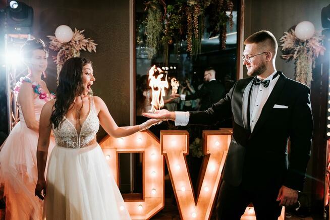 Artystyczny pokaz baniek mydlanych Bubbles&ART NA WESELU