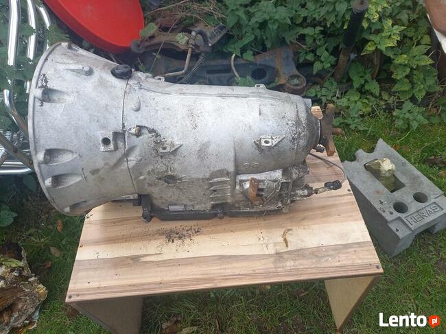 Sprzedam części do mercedesa w 210 .