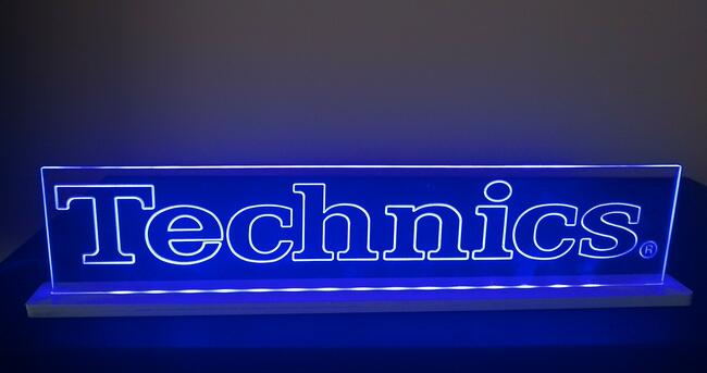 Panel świecący Led Technics i inne