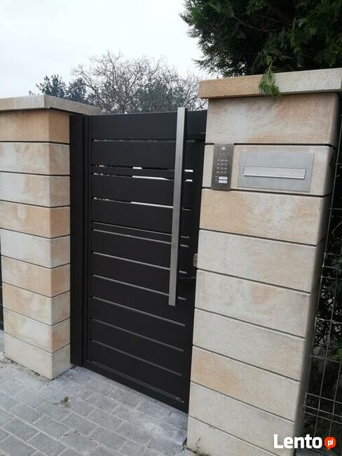 NOWOCZESNE OGRODZENIA METALOWE PALISADOWE