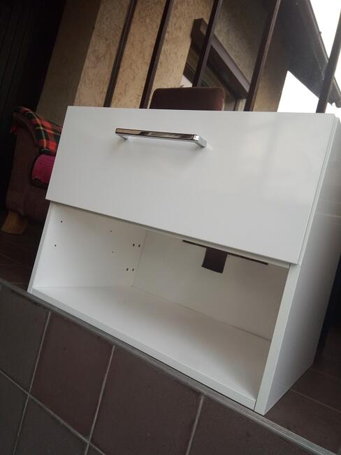 Szafka pod umywalkę