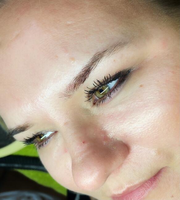 Brwi permanentne -50%