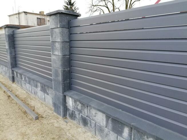 NOWOCZESNE OGRODZENIA METALOWE PALISADOWE