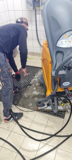 HYDRAULIK Udrażnianie i czyszczenie rur kanalizacyjnych Wuko