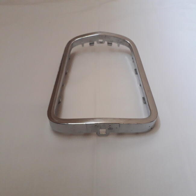 Ramka Lewarka wybieraka zmiany biegów Peugeot 607