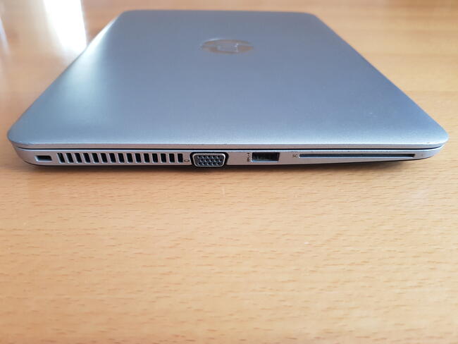 HP EliteBook 820 G3 i5-6300U 2.4 GHz, 8GB RAM, 256GB SSD W10
